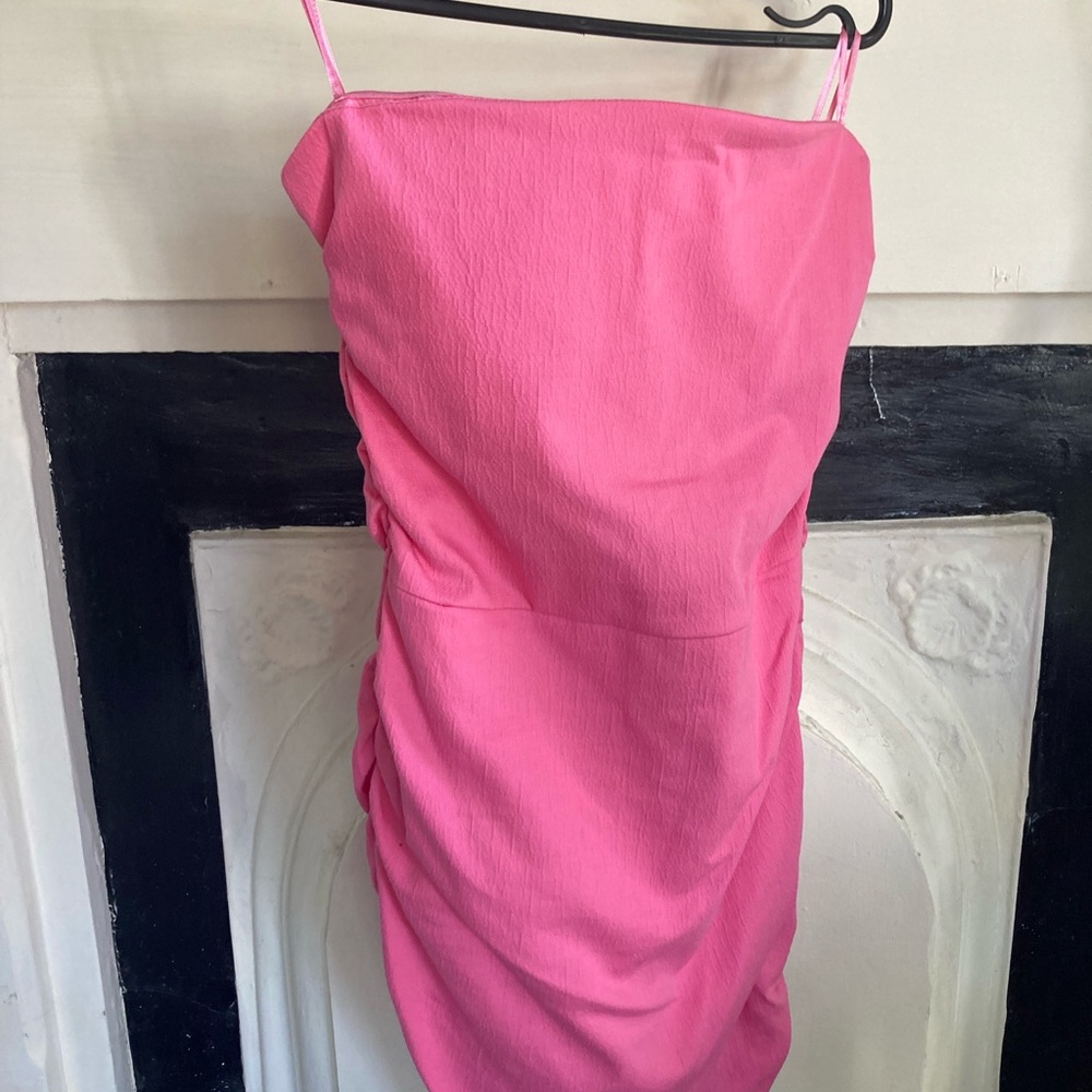 Zara strapless mini dress , nwt M fits like a small